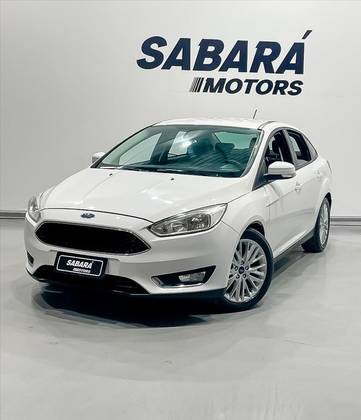 FORD FOCUS 2.0 SE FASTBACK 16V FLEX 4P POWERSHIFT